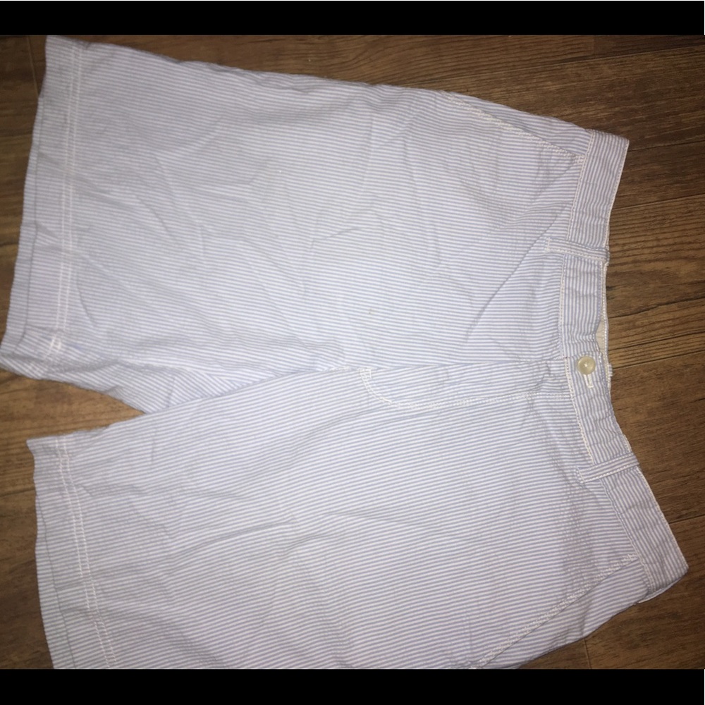 Men’s IZOD seersucker shorts